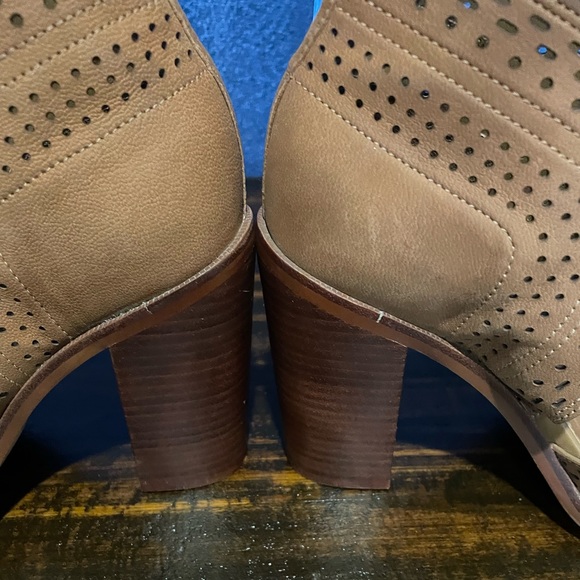 GB HEELS - Picture 6 of 10